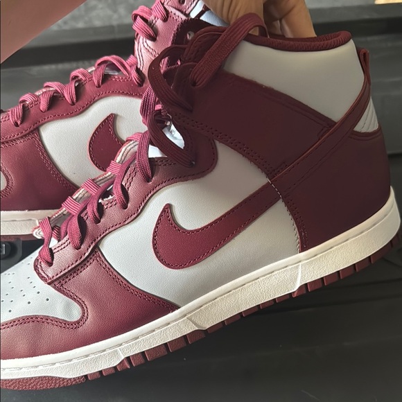 Nike High Top dunks - Picture 3 of 5